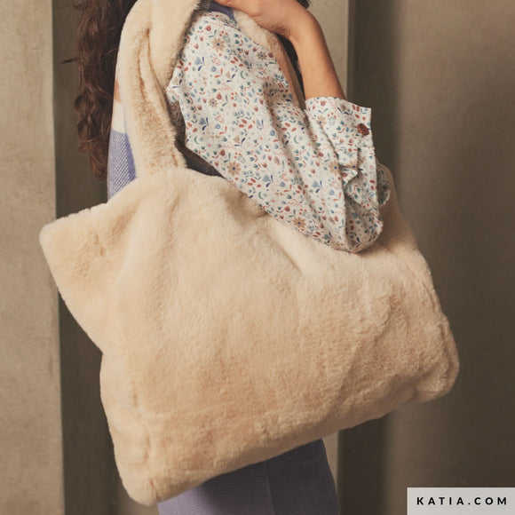 Katia Fabrics Pellicciotto Short Fur Fleece