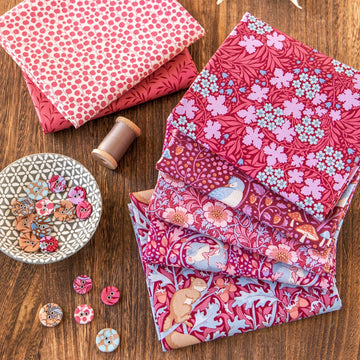 Tilda Hibernation Fat Quarter Bundle Hibiscus/Mulberry - 0