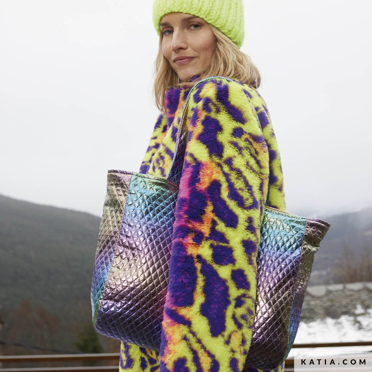 Katia Fabrics Pellicciotto Fluor Animal Print