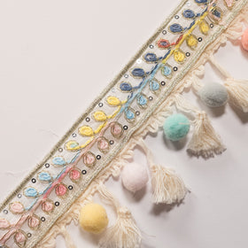 Passamaneria Bordo Indiano Con Nappe e Pompon